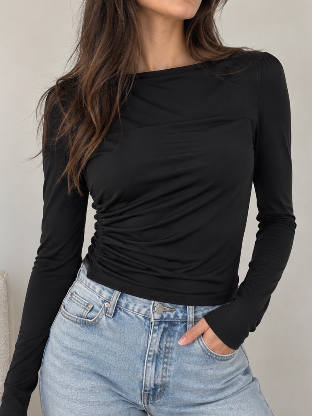 Women's Black Long-Sleeve Ruched Side Top
